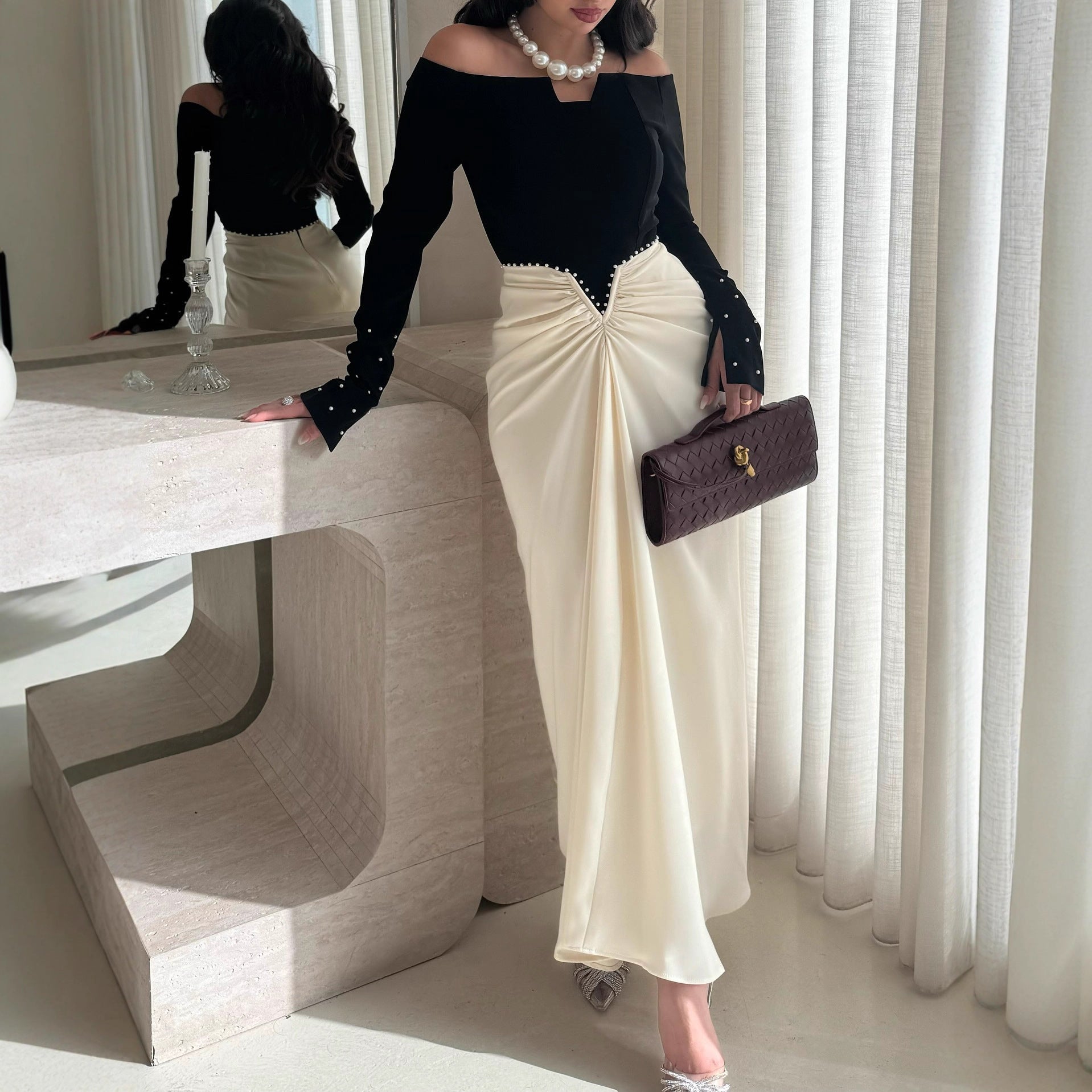 Chic Pearl-Embellished Color-Block Sheath Dress – Elegant Fit